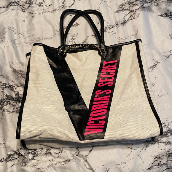 Victoria Secret limited edition Tote Bag - Picture 1 of 6